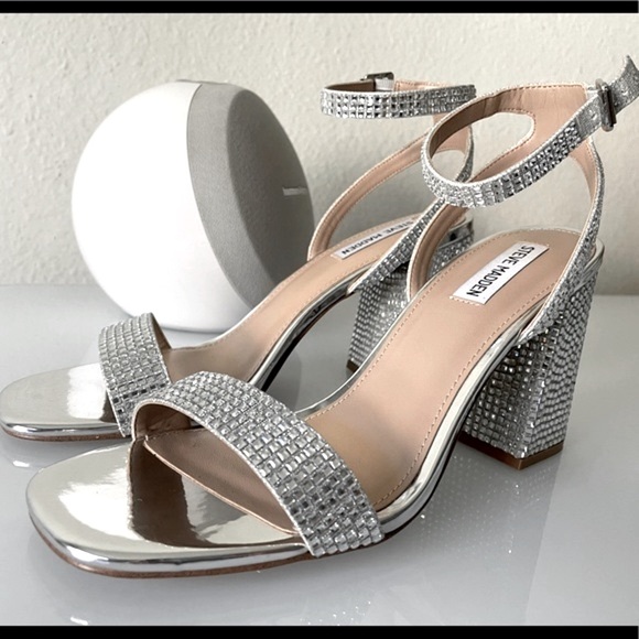 STEVE MADDEN “Gracie” Rhinestone Chunky Heels - Picture 8 of 12